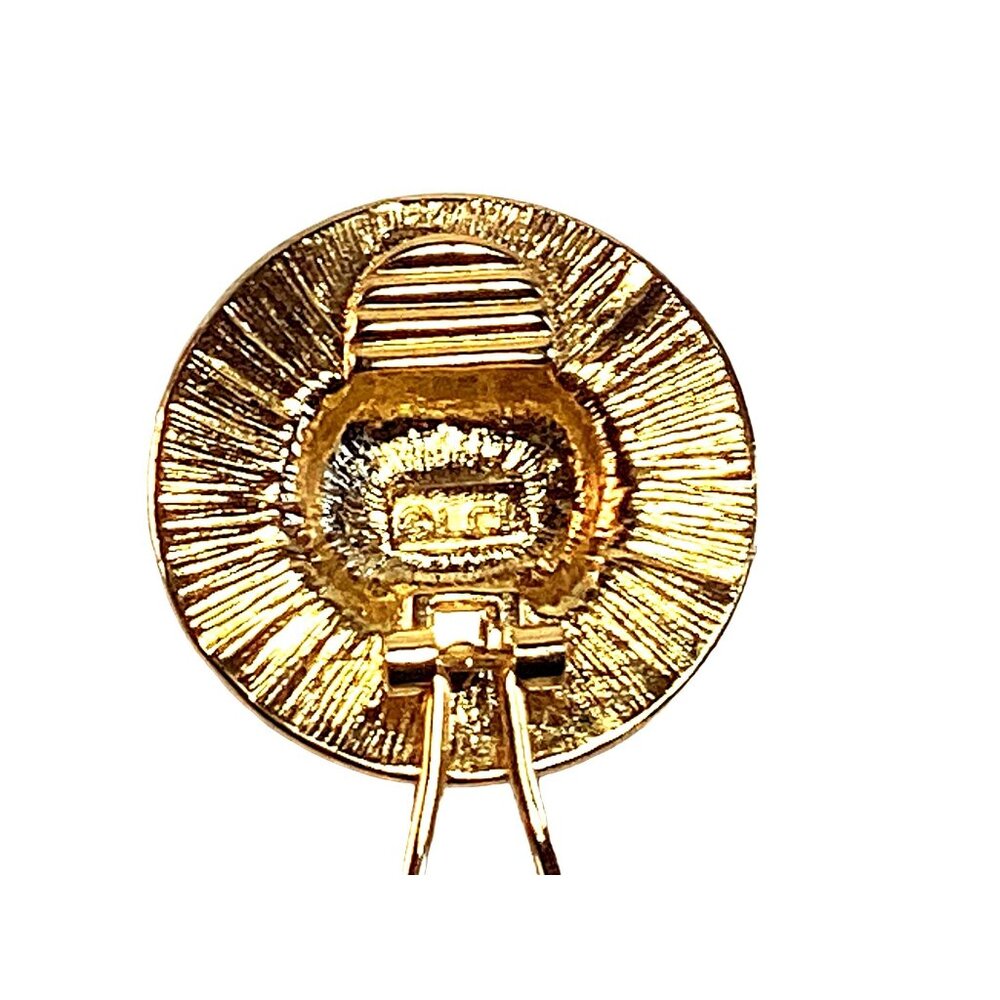 Vintage Signed Liz Claiborne Clip Earrings Gold Tone Enamel Logo Crown Shield - Picture 6 of 7